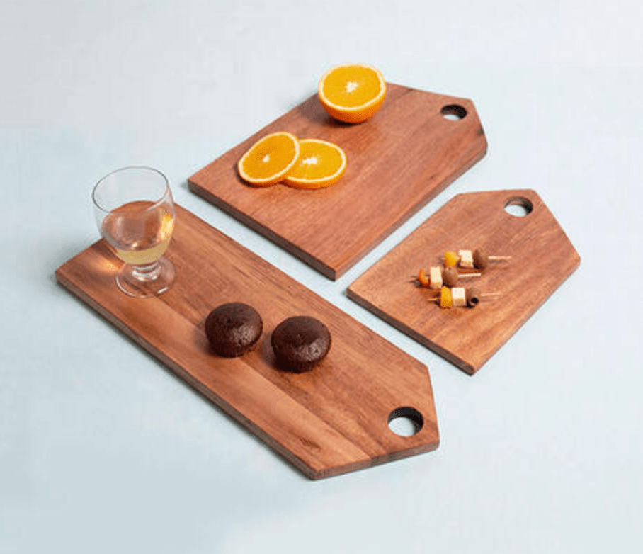 Thoughtfol Serving Board Artisanal Excellence: Mango Wood Cheese Board Set - Elevate Your Culinary Artistry